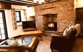 Cobblers Cottage In Brecon Beacons